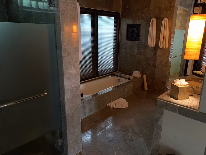tembok-bathroom